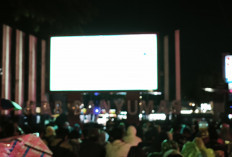 Timnas Indonesia Menang 4-0, Nobar di Alun-Alun Purwokerto Diserbu Warga Meski Gerimis