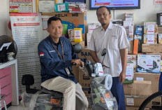 Donor Darah Berbuah Rezeki, Susanto Raih Sepeda Listrik dari PMI Banjarnegara