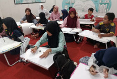Kenalkan Batik Cilacap Sejak Dini, Arpusda Gelar Kelas Membatik untuk Anak SD