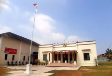 Desa Kemutug Kidul Baturraden Bangun Balai Mirip Istana Merdeka