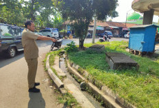 Banyak Sedimentasi, Drainase Sisi Utara Pasar Segamas Purbalingga Diperbaiki dengan Anggaran Rp95 Juta