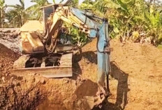 Sampah Bekas Bakar TPS Karangpucung Banyumas Diurug, DLH Dorong Pengolahan Organik 