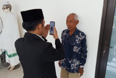 Calon Haji Banyumas Tertua Berusia 97 Tahun, Kemenhaj Catat Jemaah Termuda Baru Berumur 17 Tahun