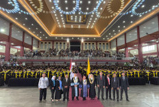 Wisudawan UT Purwokerto Resmi Dikukuhkan, 1.455 Lulusan UT Purwokerto Siap Hadapi Era Digital