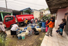Krisis Air Bersih Belum Berakhir, BPBD Distribusikan 20 Ribu Liter Air untuk 390 Warga Serang dan Kutabawa