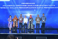 Akhir Tahun, Pendidikan Banyumas Raih Dua Penghargaan Nasional, Kadindik : Bukti Kualitas dan Kelengkapan Data