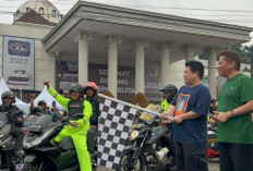 Parade Motor Listrik Gaungkan Energi Bersih, Rider Senyap Susuri Jalanan Purwokerto