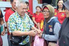 Sembahyang Rebutan di Klenteng HTB Purbalingga, 1.500 Paket Sembako Dibagikan kepada Warga