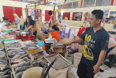 Harga Ikan dan Seafood di Pasar Badhog Bancar Purbalingga Melonjak, Pedagang Keluhkan Penjualan Turun