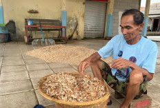 Hasil Tangkapan Nelayan Cilacap Merosot Akibat Gelombang Tinggi 