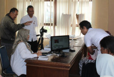 Dinpendukcapil Purbalingga Jemput Bola Perekaman KTP-el Penyandang Disabilitas