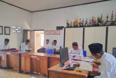 Tadarus Warnai Pagi Kantor Desa Buniayu Banyumas, Ramadan Dimulai dengan Khataman dan Kultum Bergilir