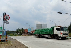 Tronton Masih Nekat Melintas, Tonase Jalan Kota Sumpiuh Banyumas Dibatasi