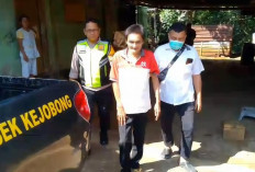 Enggan Minum Obat, Pria Diduga ODGJ di Purbalingga Pukul Ibu Kandung, Polisi dan Tenaga Medis Lakukan Evakuasi