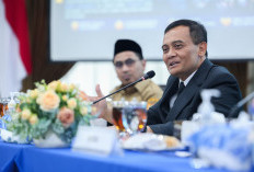 Ahmad Luthfi Realokasi Rp 200 Miliar untuk Percepat Perbaikan Jalan Rusak di Jateng