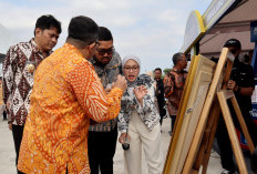 SELARAS Perkuat UMKM Banyumas Raya, Festival Ekonomi Syariah Digelar Bersama Literasi