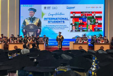 Dari Yaman hingga Filipina, Mahasiswa Internasional UMP Diwisuda Bersama Ribuan Lulusan