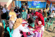 Dokter Spesialis Keliling Sasar 100 Warga Desa Tidu, Pemeriksaan Kandungan hingga Anak Gratis