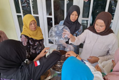 Kader PKK Banjarparakan Dilatih Mengolah Sampah Dapur Menjadi Pupuk Organik Cair