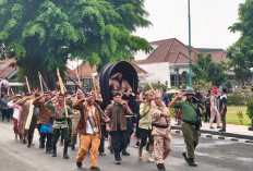 Pelajar Adu Baris Berbaris di Purwokerto, Kirab Soedirman Hidupkan Semangat Juang Pahlawan