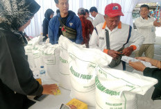 275 Ribu Warga Cilacap Dapat Bantuan Beras, Total 8.256 Ton Disalurkan
