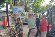 Puluhan Reklame Tak Berizin Ditertibkan Satpol PP Cilacap