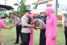 76 Personel Polres Kebumen Naik Pangkat