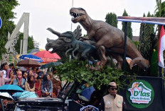 Atraksi Ogoh-ogoh hingga T-Rex Bikin Heboh Purbalingga Carnival 2026