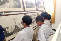 Program Melek Literasi, Dewi Asrama Kenalkan Arsip dan Sejarah Cilacap Kepada Pelajar