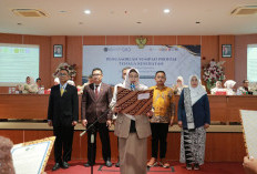 FIKES UMP Gelar Pengambilan Sumpah Profesi Tenaga Kesehatan