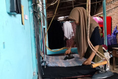 Kemarau Panjang Dongkrak Pelanggan Laundry, Usaha Penatu di Sumpiuh Banyumas Kebanjiran Cucian