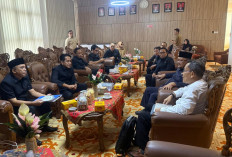 Komisi I DPRD Konsultasi Tim Ahli Bahas Polemik Desa Klapagading Kulon Banyumas