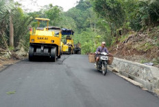 18 Kilometer Jalan Rusak Ruas Gripit–Kalibening Diperbaiki, Mobilitas Warga Makin Lancar