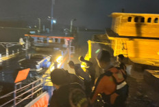 KMN Maju Setia 17 Kandas di Perairan Karangbolong Cilacap, 11 Orang Nelayan Selamat