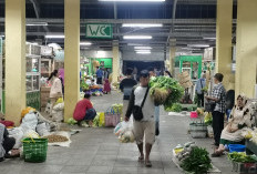 Kenaikan Permintaan Sembako di Psar Banjarnegara Jelang Imlek dan Ramadan Masih Wajar