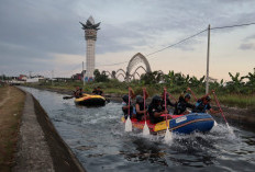 Debit Sungai Menyusut, Atlet Arung Jeram Banyumas Berlatih di Irigasi Jalan Bung Karno