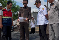 Cek Proyek Jalan, Komisi C DPRD Kabupaten Cilacap Temukan Retakan Ketebalan Tak Sesuai