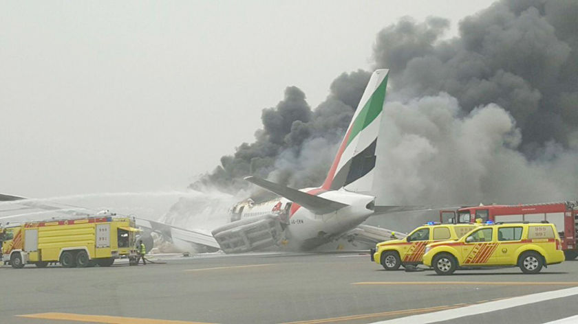 Pesawat Emirates Airline Terbakar, 300 Kru dan Penumpang Selamat